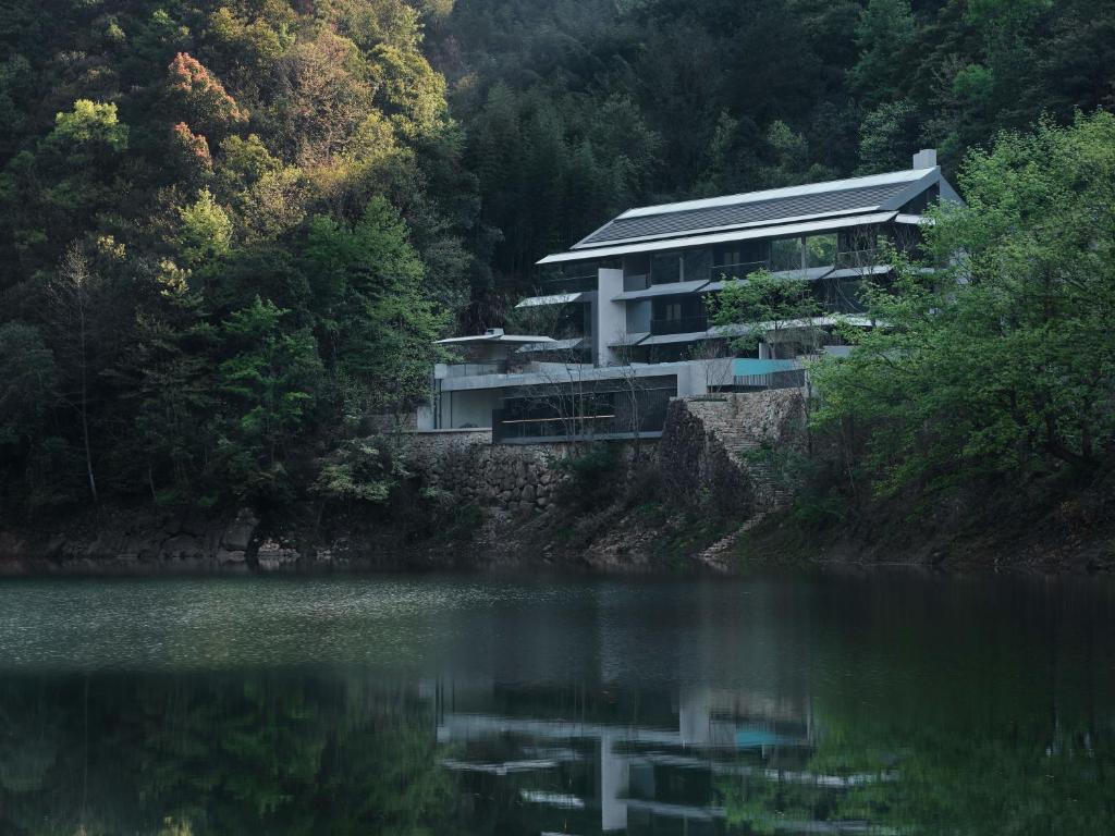 杭州明月松间·潜川酒店