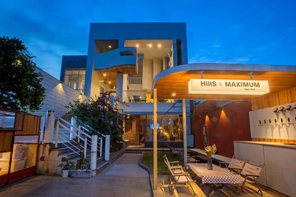West Street Hills Travel B&B