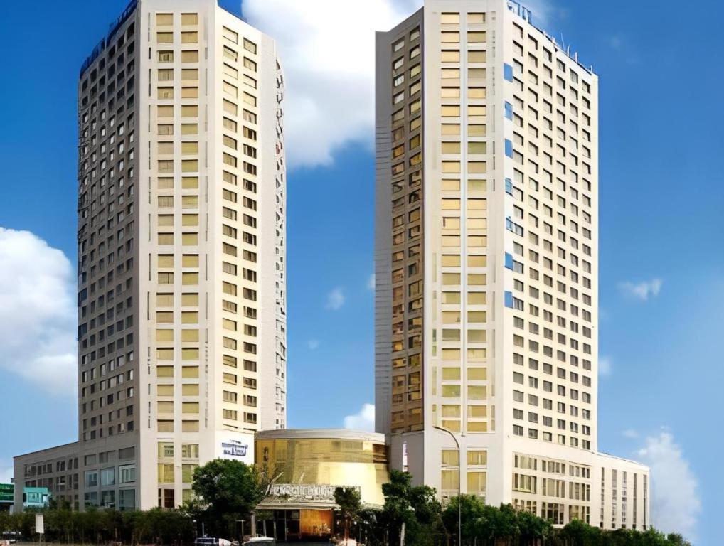 Howard Johnson by Wyndham Sunshine Plaza Ningbo